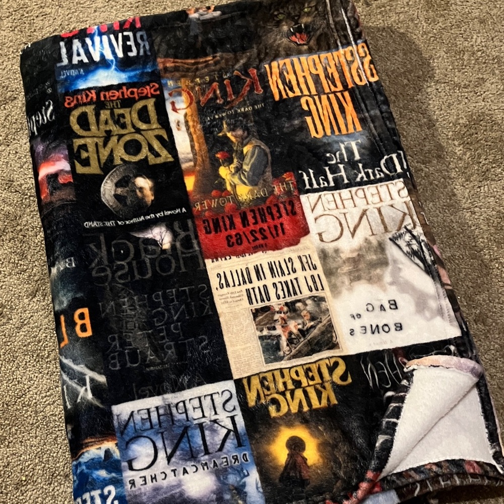 Themed Blanket - Multicolor
